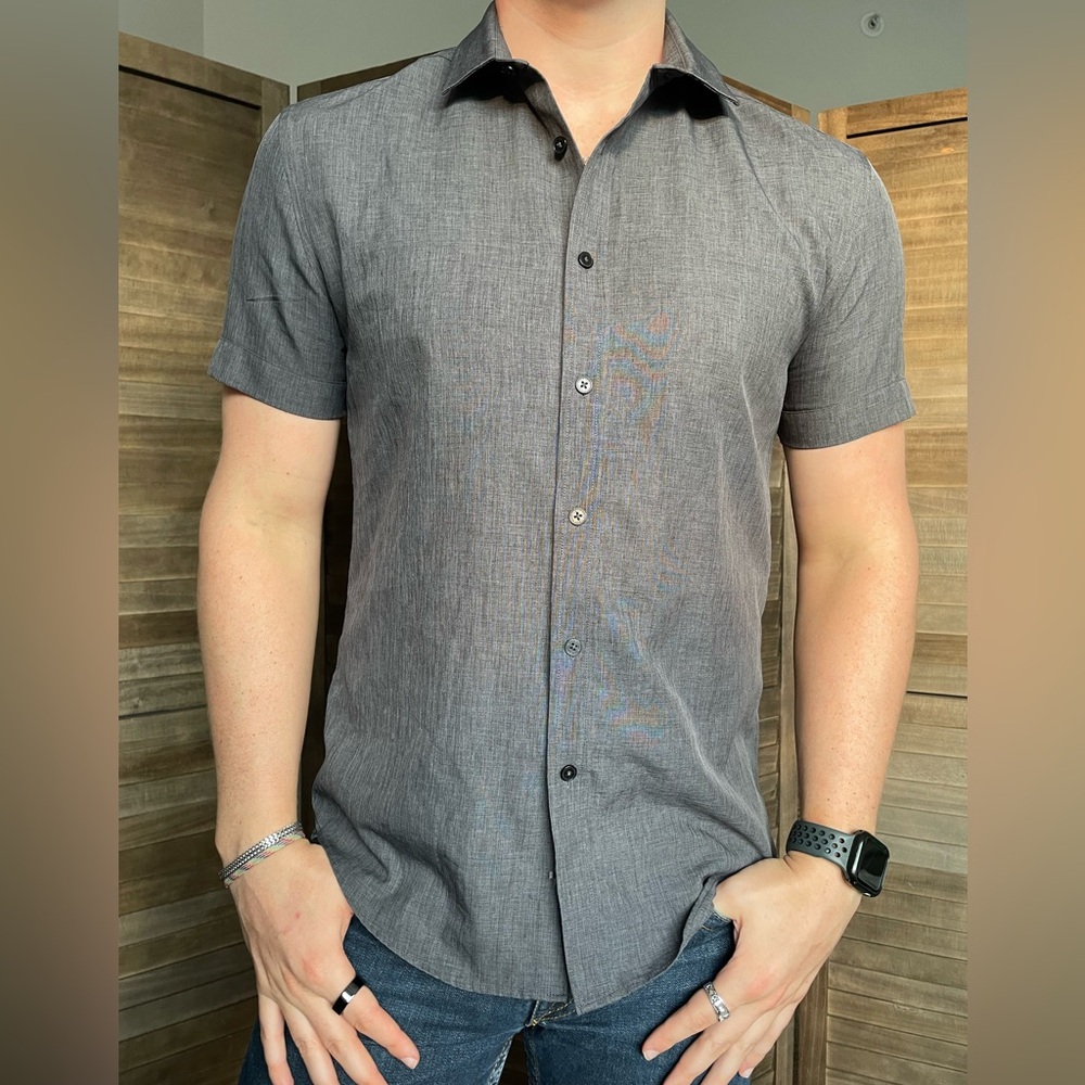 Vince Camino gray button down size M